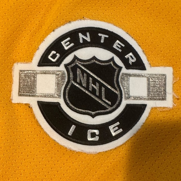 NHL Pittsburgh Penguins Men’s Licensed Jersey No Player CCM Gold Size Large - Picture 6 of 9